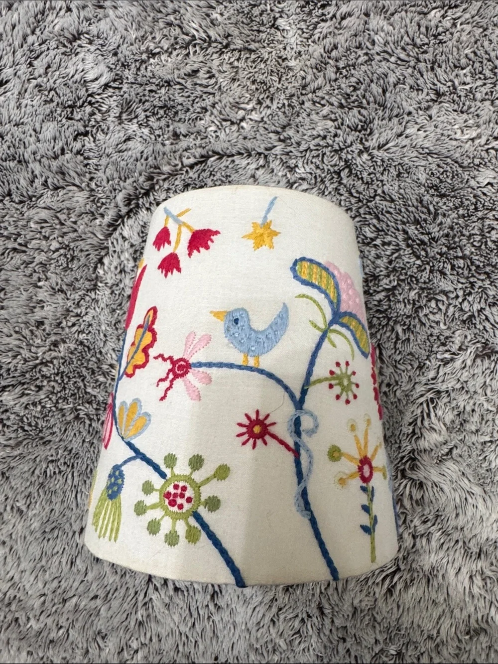 IKEA Alfhild Fägel White Embroidered Folk Art Lampshade Floral Bird 6” Height